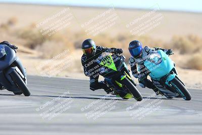 media/Jan-10-2025-CVMA Friday Practice (Fri) [[489e0da257]]/Group 4 and Trackday/Session 4 (Turn 16)/